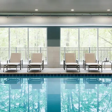 Holiday Inn Cleveland Airport West By Ihg-3